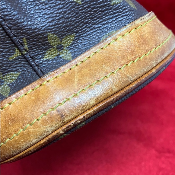 Authentic Louis Vuitton  Monogram bucket bag pm - Picture 16 of 16